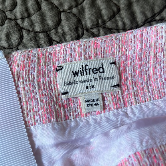 DISCOUNTED SHIPPING 📦 Wilfred mini skirt - Picture 2 of 8